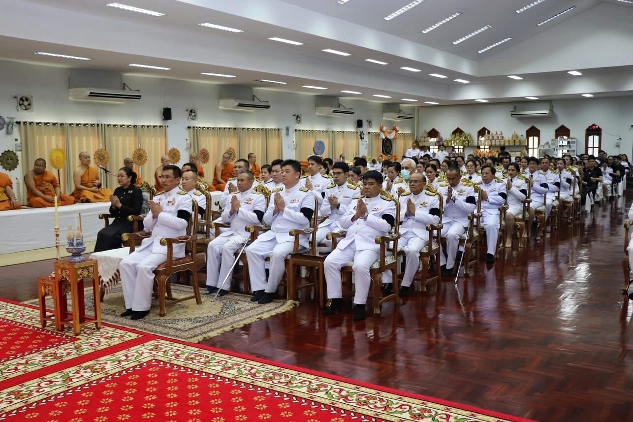 title - จังหวัดแม่ฮ่องสอน ประกอบพิธีบำเพ็ญกุศลในวาระครบ 50 วัน (ปัญญาสมวาร) แห่งการสวรรคต เพื่อถวายเป็นพระราชกุศลแด่ สมเด็จพระนางเจ้าสิริกิติ์ พระบรมราชินีนาถ พระบรมราชชนนีพันปีหลวง